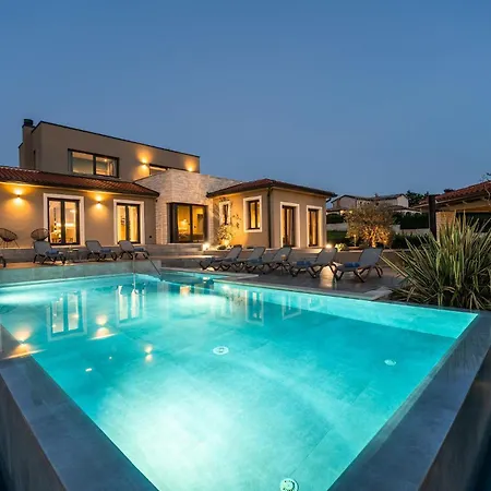 度假居 Lukas Markovici