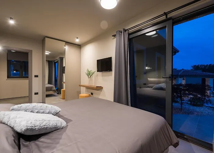 Lukas Markovici Semesterbostad